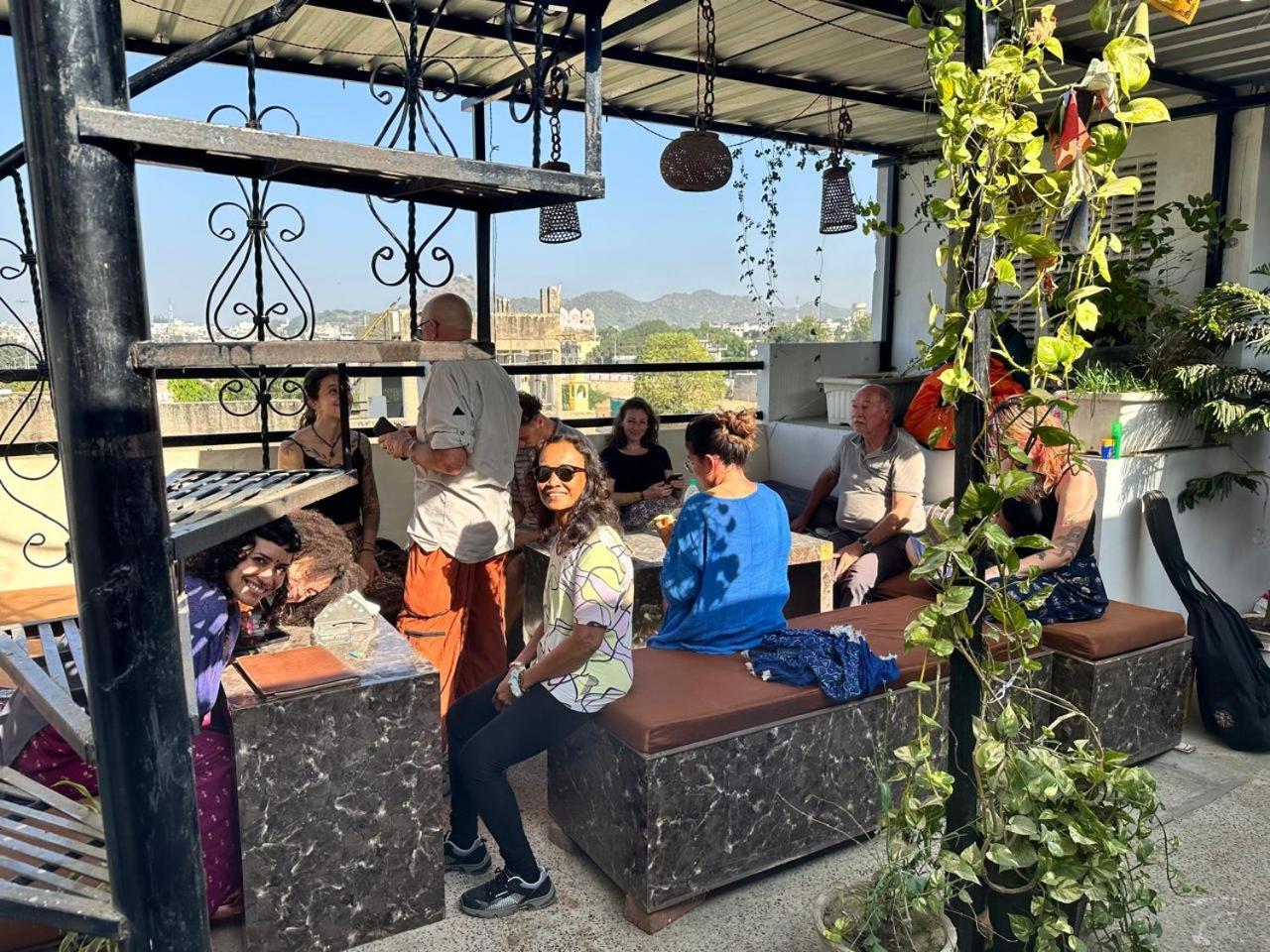 Hotel Zoola Palace Pushkar Ngoại thất bức ảnh